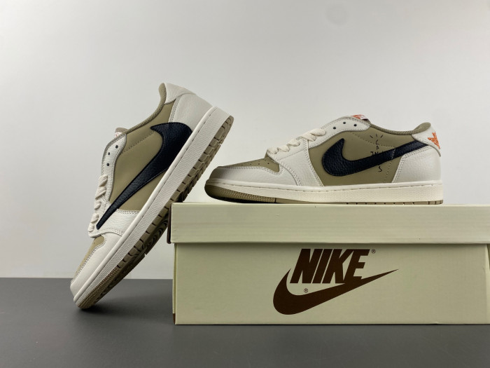 Travis Scott x Air Jordan 1 DZ137-701