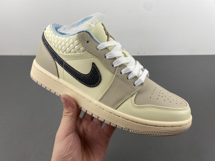 Air Jordan 1 Low “Sanddrift” HQ3440-101
