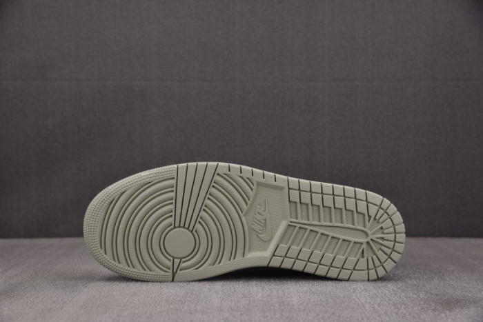 Jordan 1 Retro Low OG Zion Williamson Voodoo Alternate IH2309-500