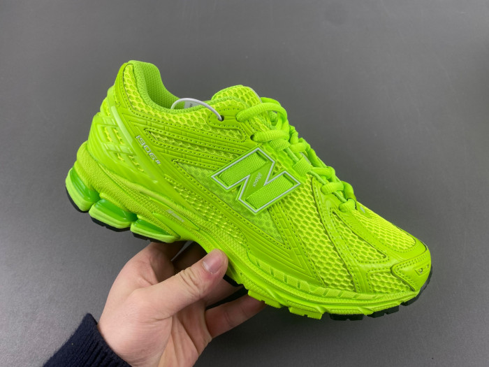 New Balance M1906RAA