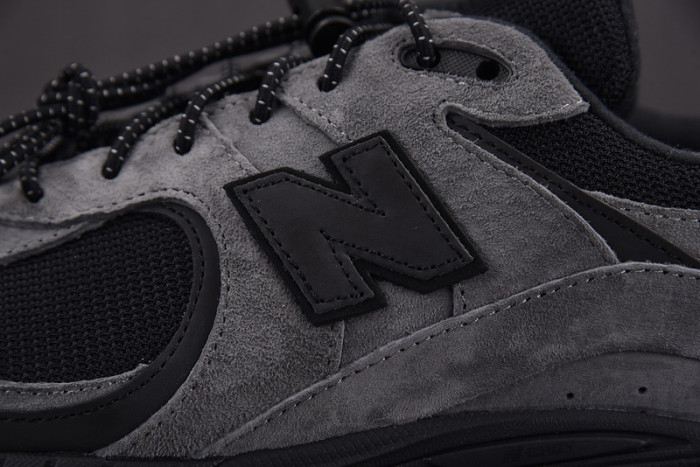 New Balance M2002RXZ