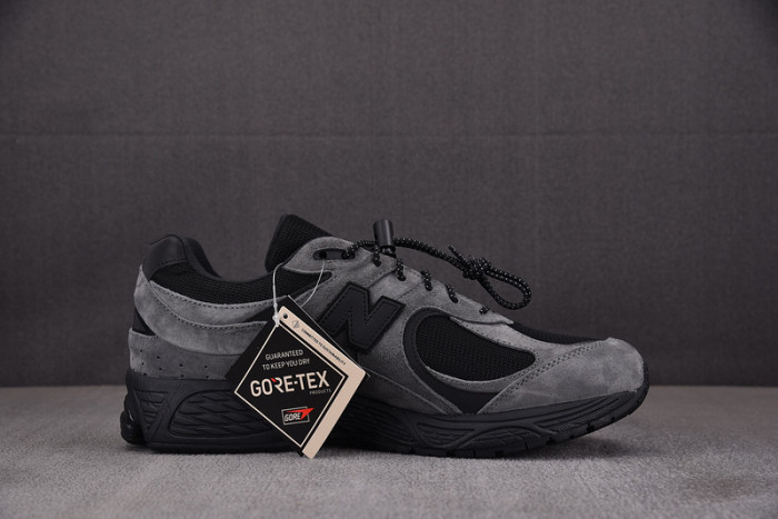 New Balance M2002RXZ