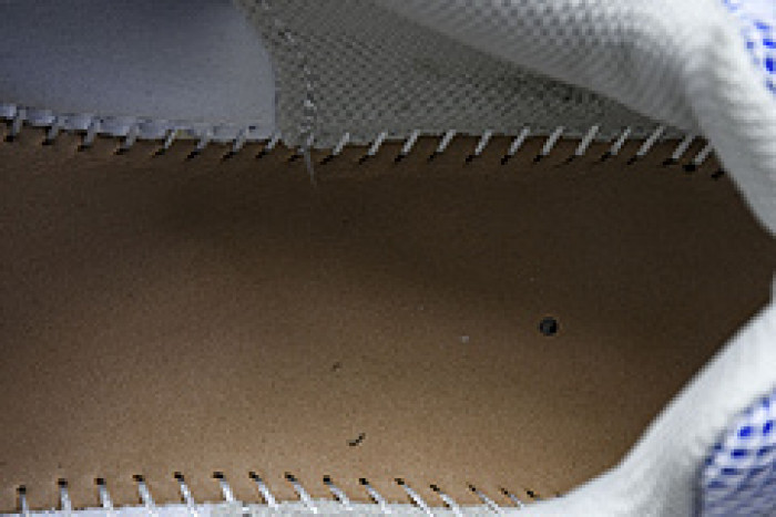 Off-White c/o Virgil Abloh