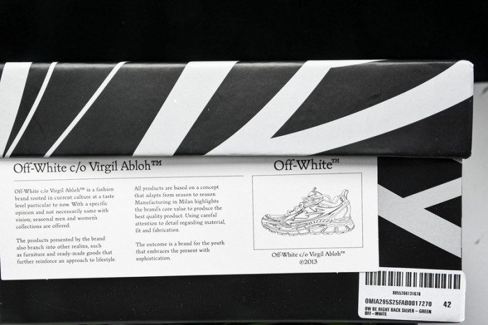 Off-White c/o Virgil Abloh