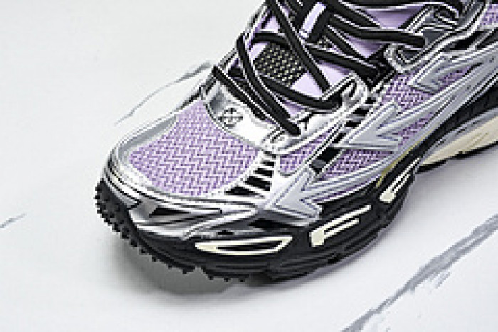 Off-White c/o Virgil Abloh