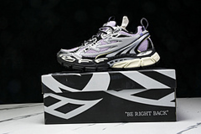 Off-White c/o Virgil Abloh