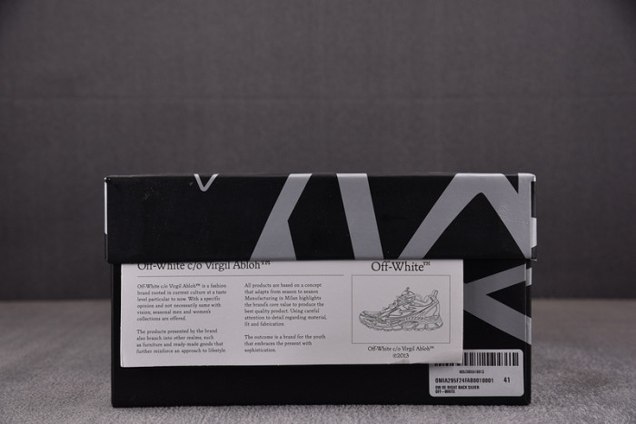 Off-White c/o Virgil Abloh