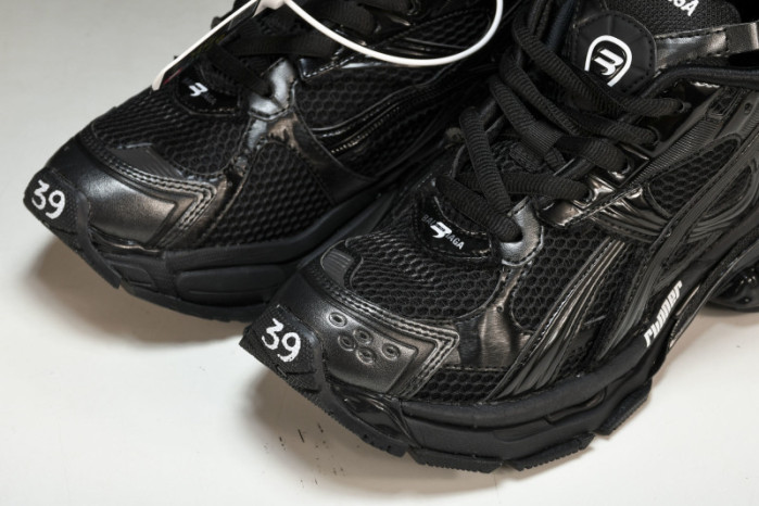 Ba*len*cia*ga Runner 772767 W3RMU9034