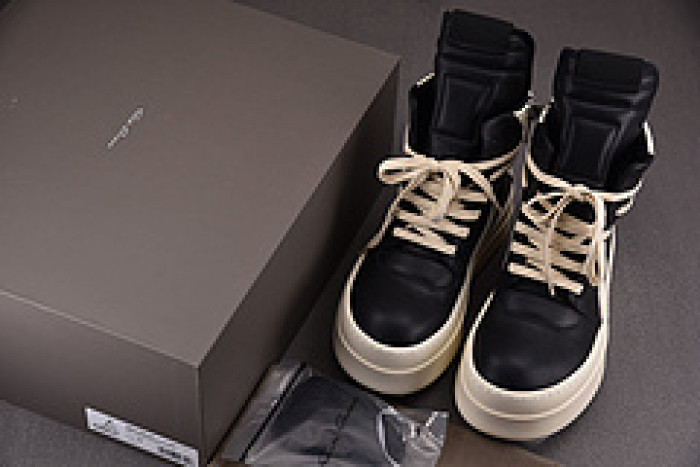 RICK OWENS SNEAKER
