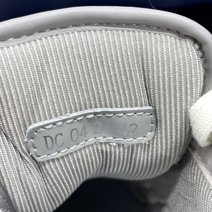 D*or b27 sneakers d0320