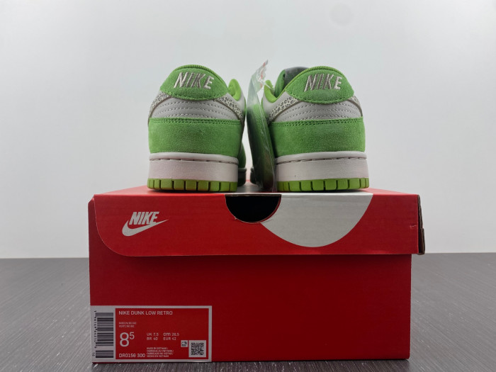 nike dunk low as safari s*h chlorophyll dr0156-300