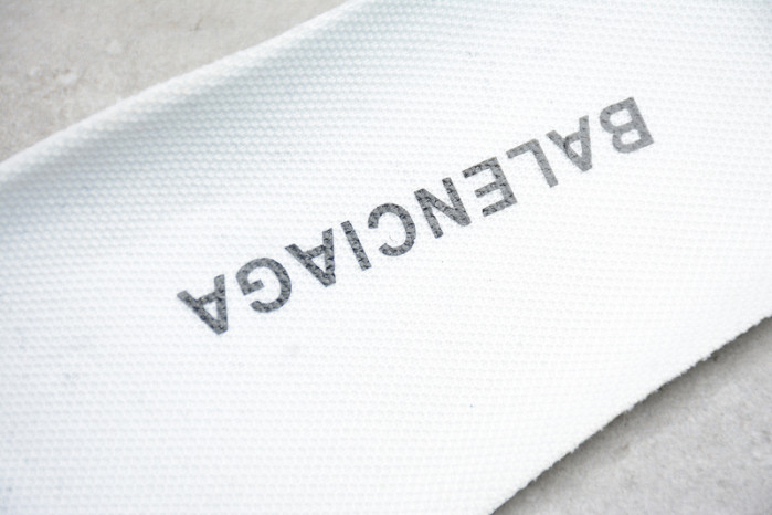 Ba*len*cia*ga triple s sneaker w09o5 7417