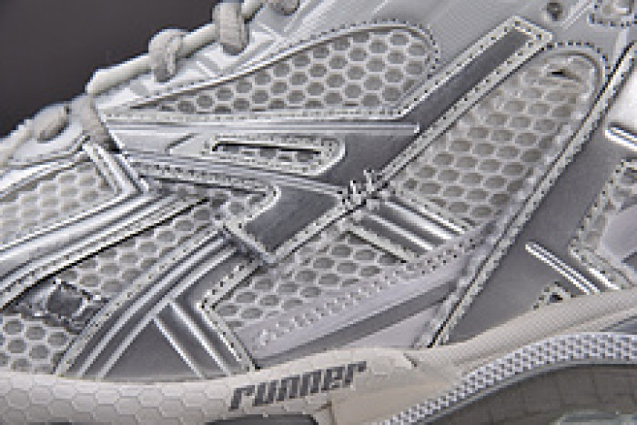 Ba*len*cia*ga Runner 677403 W3RBL 8100