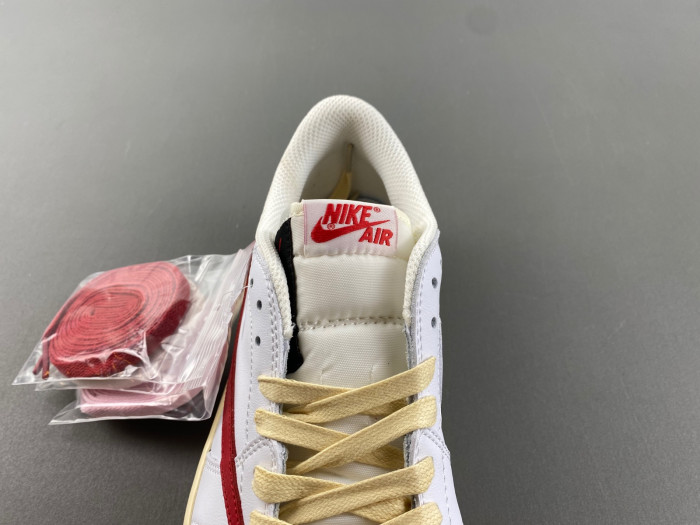 Travis Scott x Air Jordan 1 Low CQ4277-113