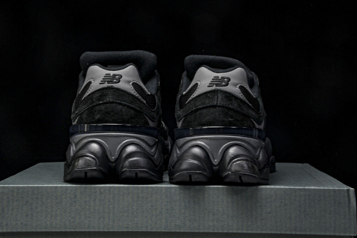 New Balance 9060 U9060BB