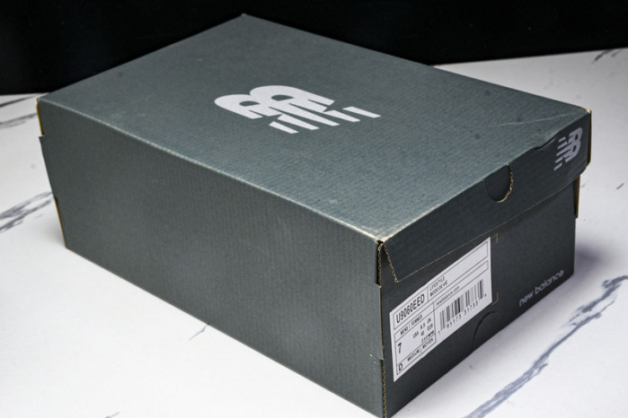 New Balance 9060 U9060EED