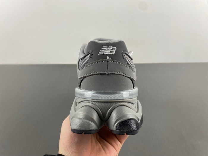 New Balance 9060 U9060ZGB