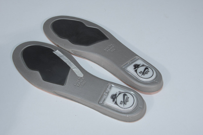 dead x nike sb dunk low“ orange bear” cj5378-800