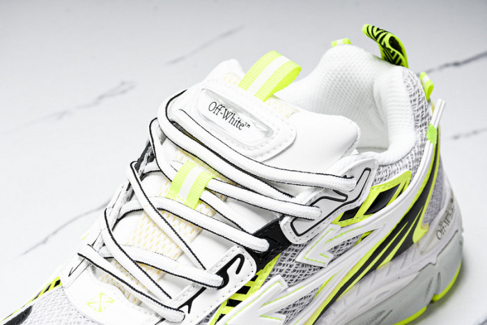 Off-White c/o Virgil Abloh