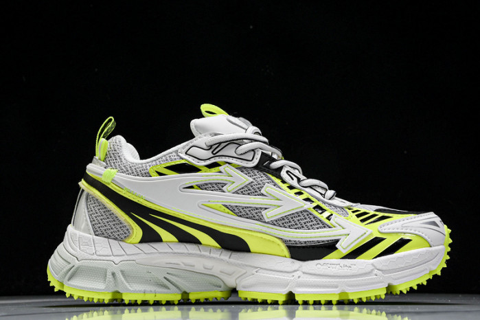 Off-White c/o Virgil Abloh