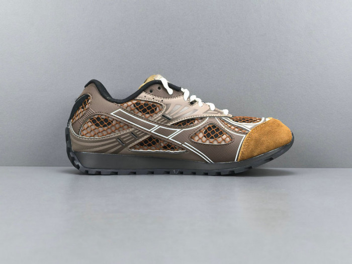 Bo*te*ga Ve*ne*ta BV052